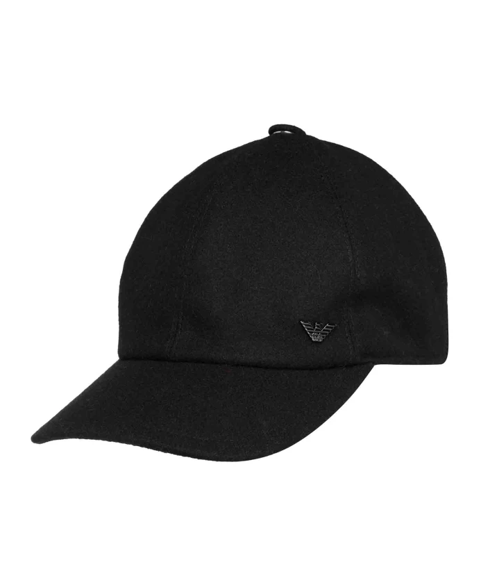 

Черная вязаная шапка с логотипом орла. Emporio Armani, черный