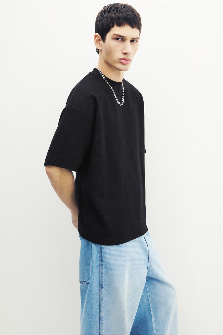 

Толстовка с коротким рукавом Pull And Bear, черный