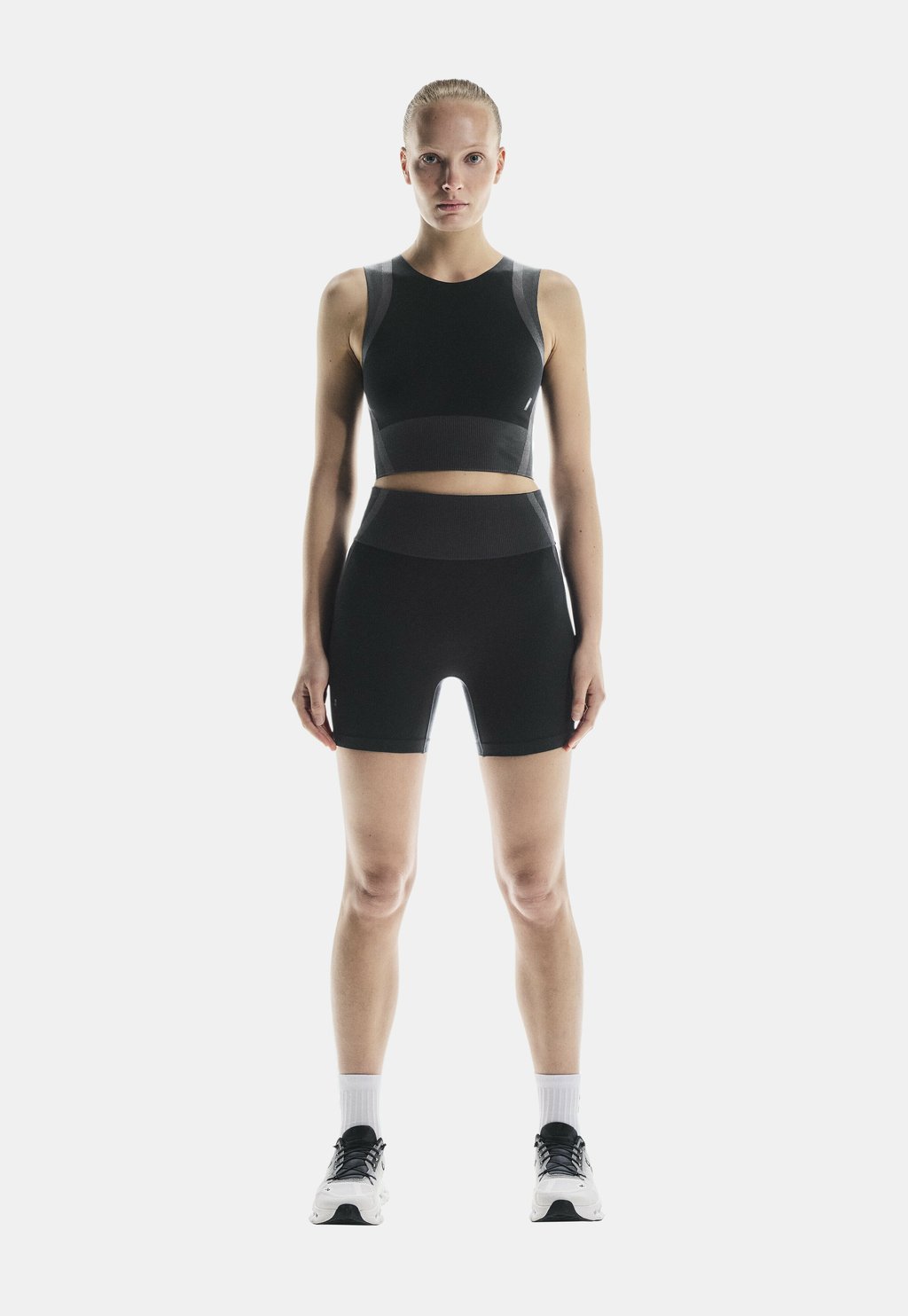

Леггинсы STUDIO - Sports shorts On, черный