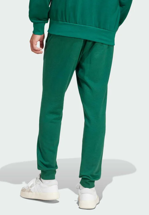 Основные элементы комфортного спортивного костюма: уютные штаны. Adidas Sportswear, Collegiate Green Black — фото 2