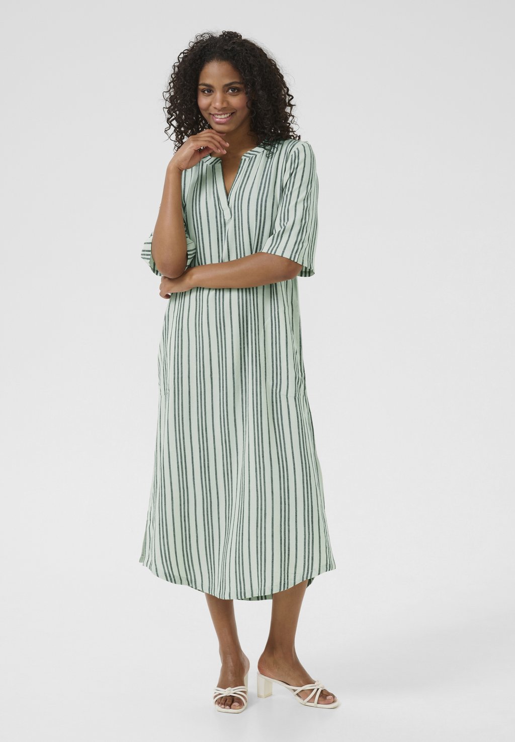 

Повседневное платье KAMILIA KAFTAN Kaffe, серый