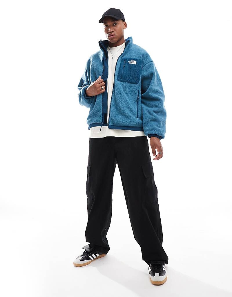 

Синяя двусторонняя флисовая куртка The North Face Yumiori