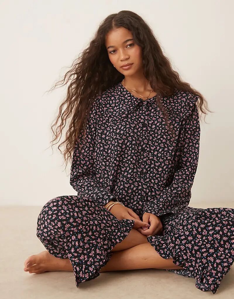 

Glamorous пижамный комплект из рубашки и брюк с цветочным принтом в черно-розовых тонах