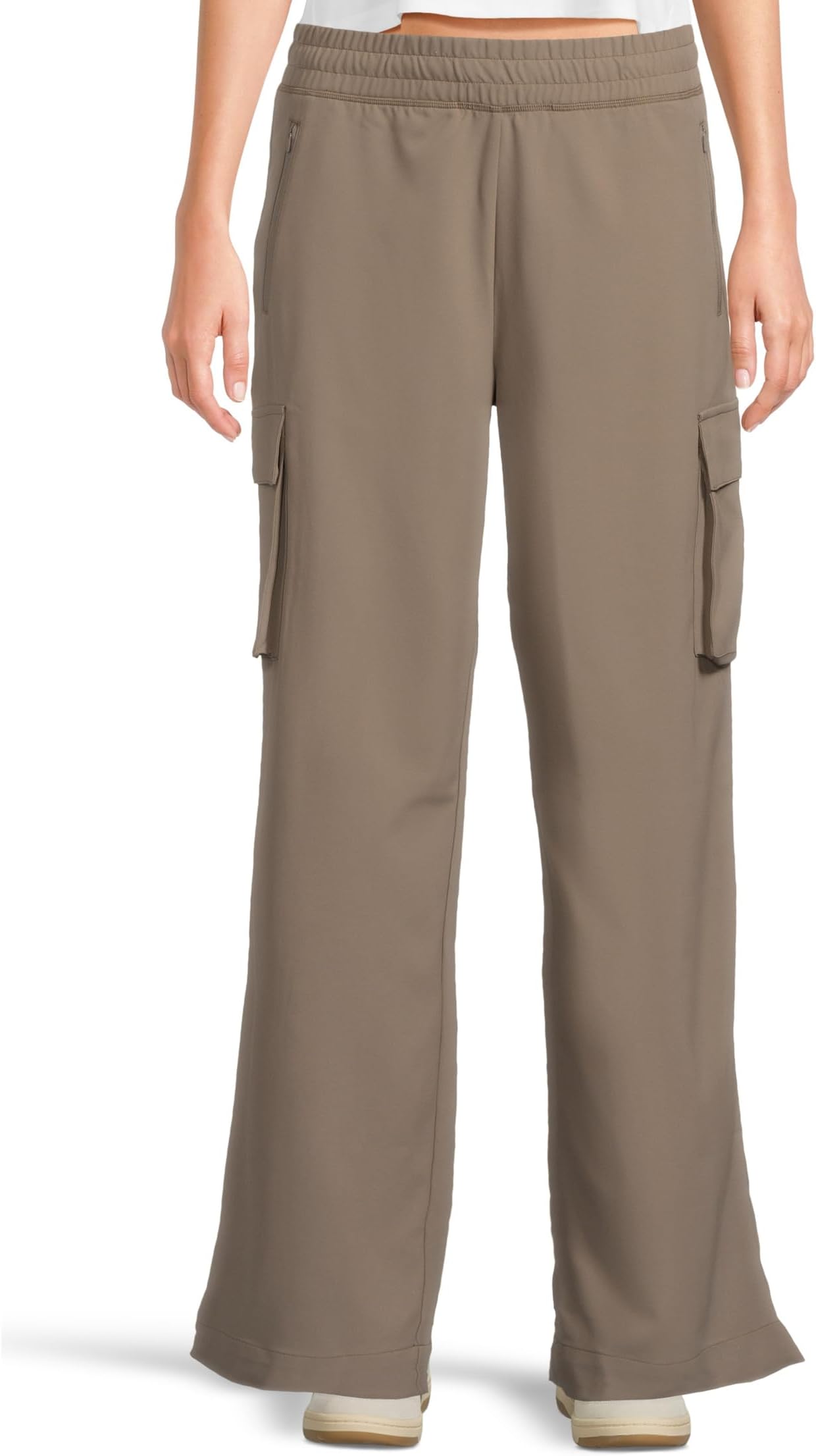

Брюки Beyond Yoga City Chic Cargo Pants, цвет Dune