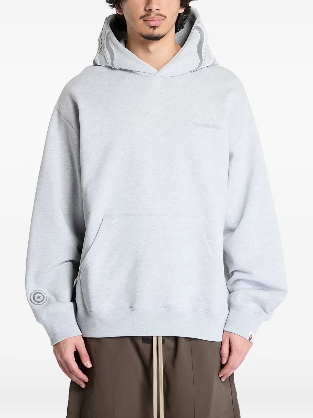 

Толстовка с капюшоном и логотипом акулы A BATHING APE, серый