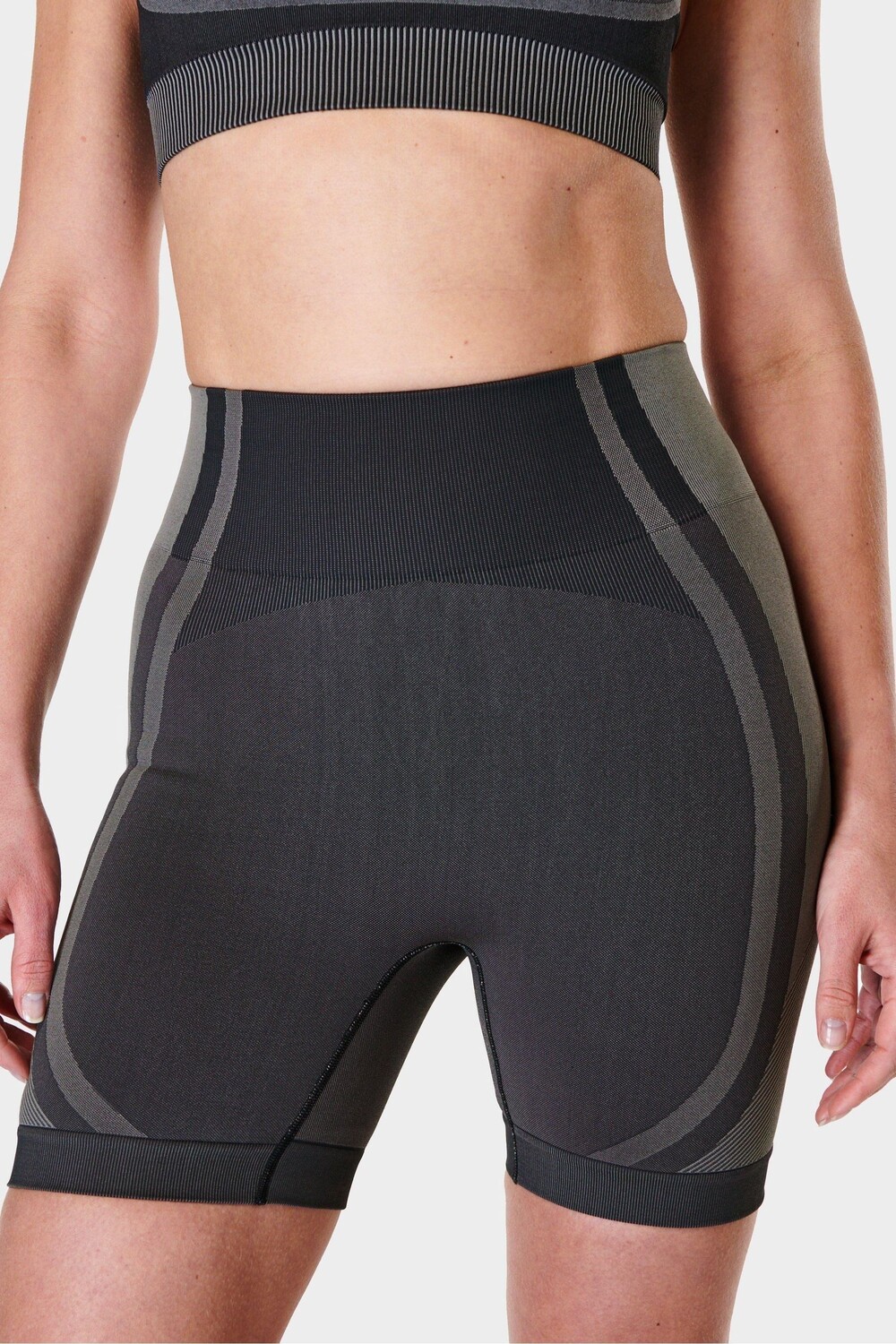 

Бесшовные шорты для тренировок силуэта Sweaty Betty, черный