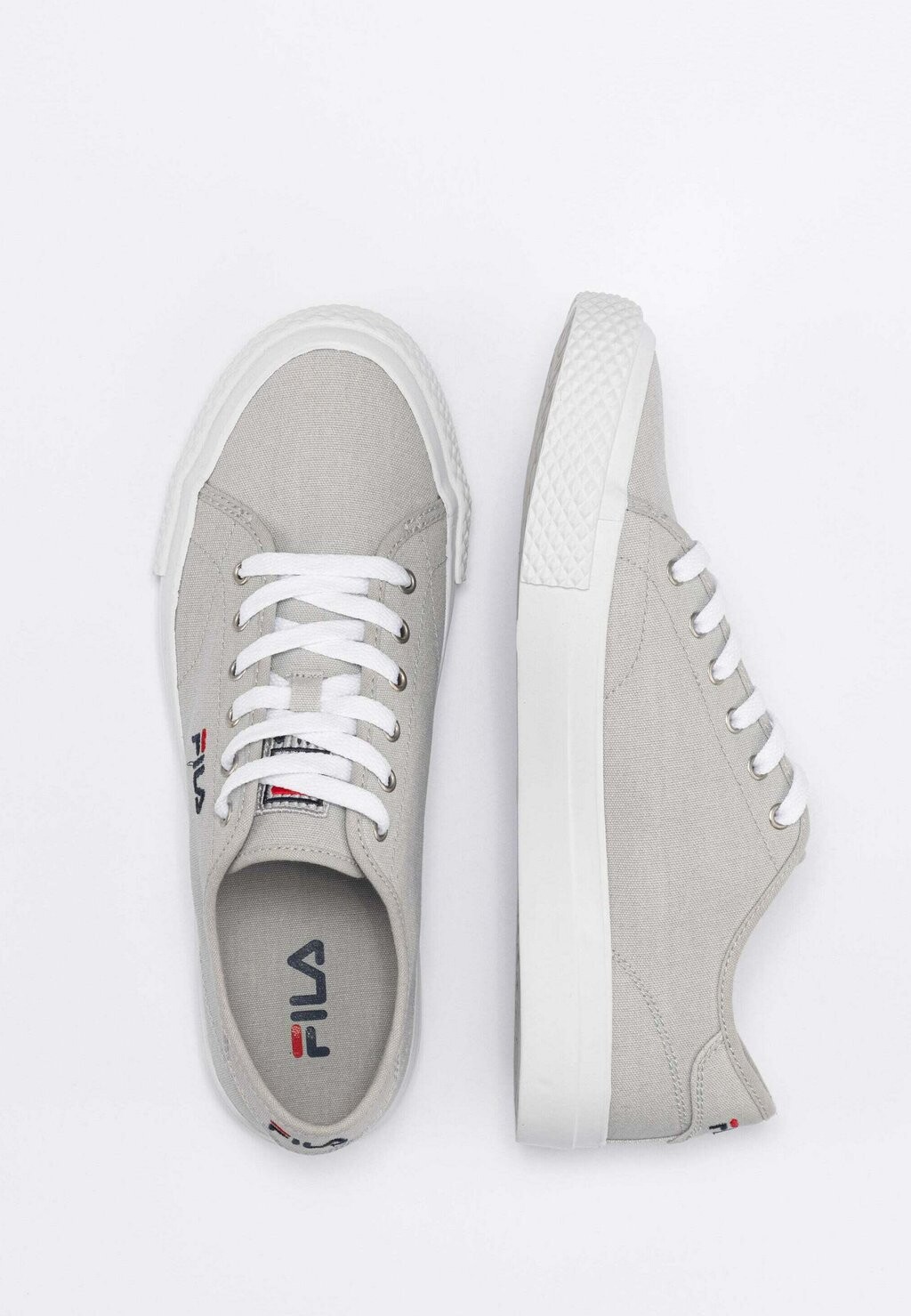 

Низкие кроссовки Fila, серый