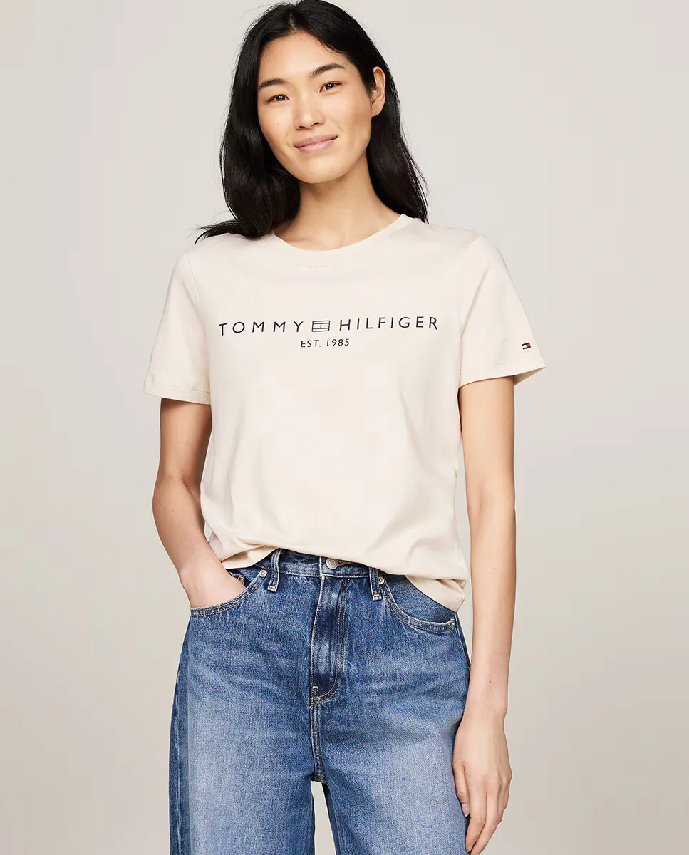 

Женская футболка с короткими рукавами и круглым вырезом Tommy Hilfiger, бежевый