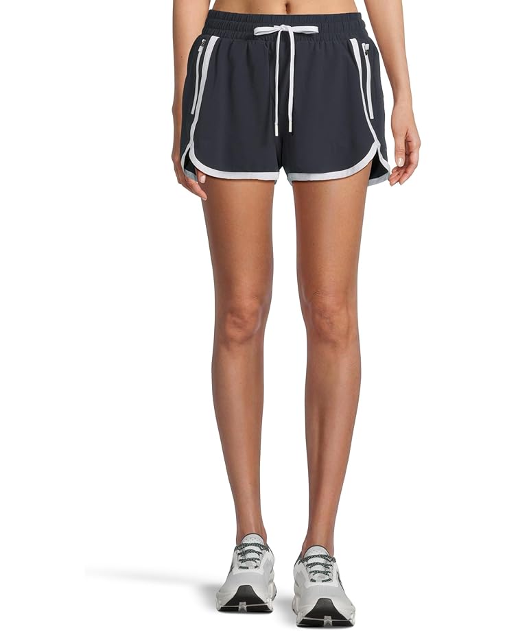 

Шорты Beyond Yoga The Course Shorts, цвет Nocturnal Navy/True White