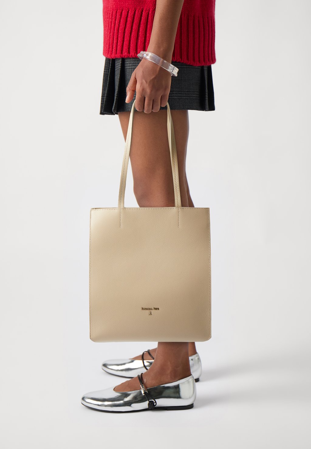 

Сумка HANDBAG Patrizia Pepe, песочный