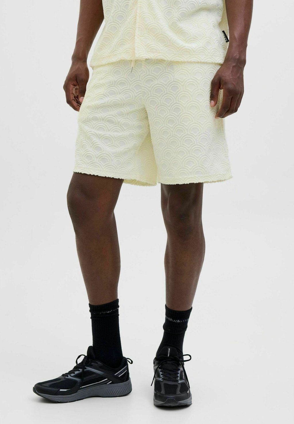 

Шорты RELAXED FIT Jack & Jones, кремовый