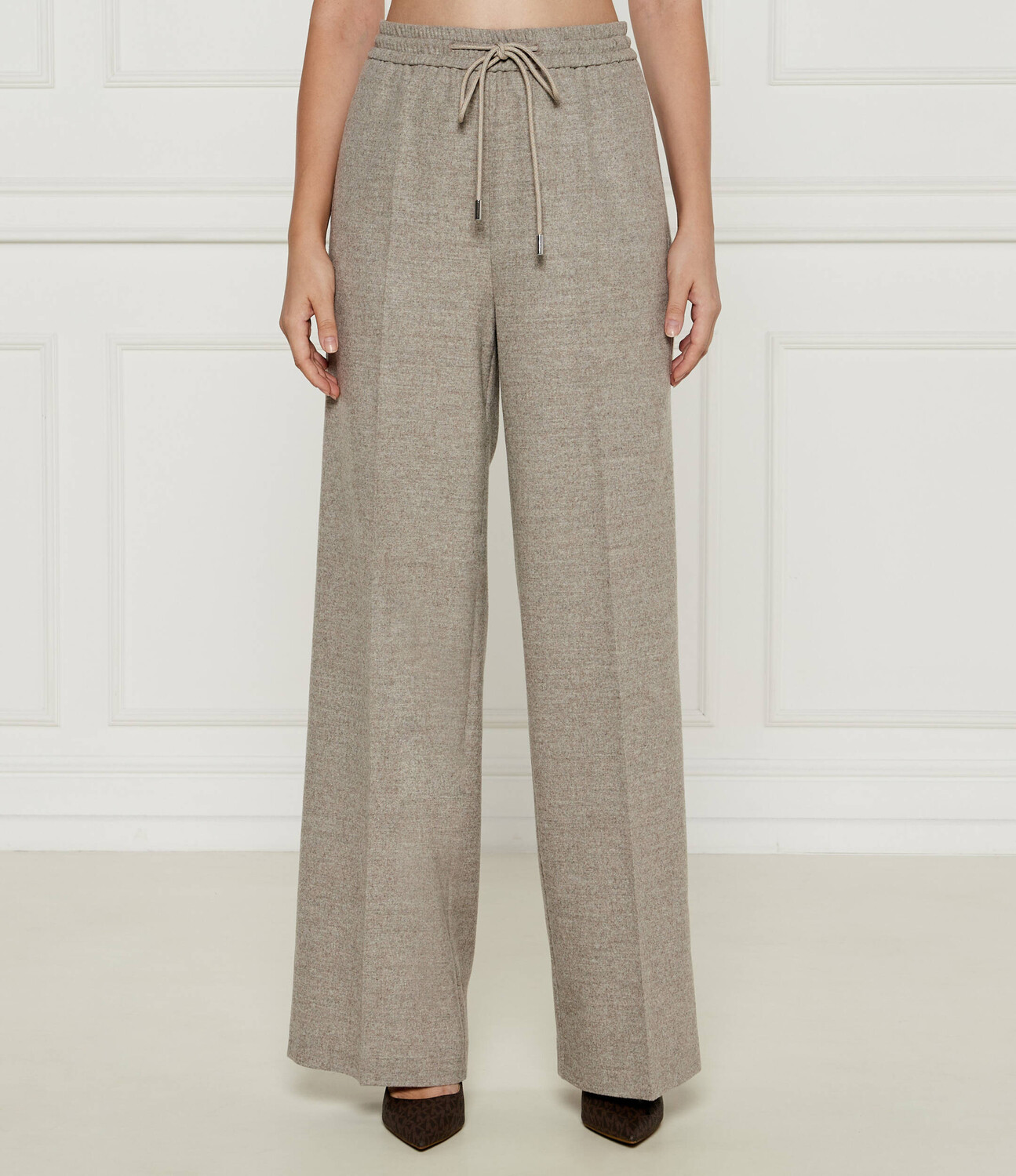 

Брюки BOSS BLACK Tavite Regular Fit, серый