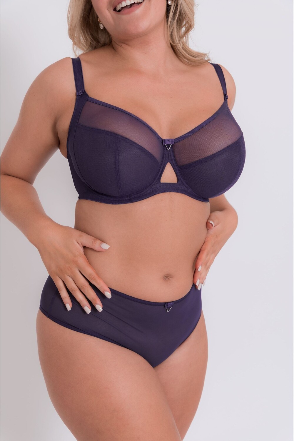 

Бюстгальтер-Балкон с боковой поддержкой Victory Curvy Kate, фиолетовый