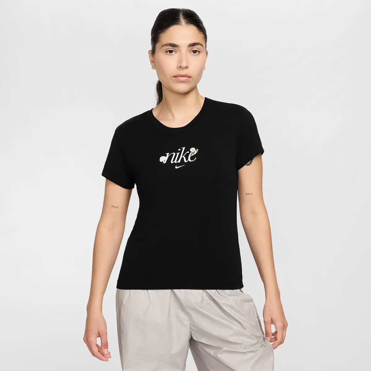 

Женская футболка Nike Sportswear Chill Knit, черный