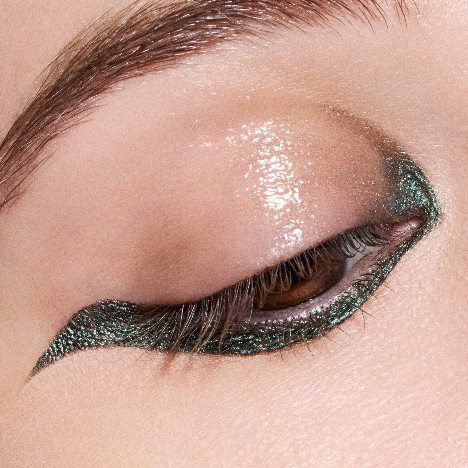 Тени для век dazzleshadow metallic single eye shadow pro palette Mac, cash in, вес 1 гр. — фото 4