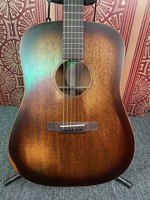 

Акустическая гитара Martin D-15M StreetMaster 2017 - Present - Mahogany Burst