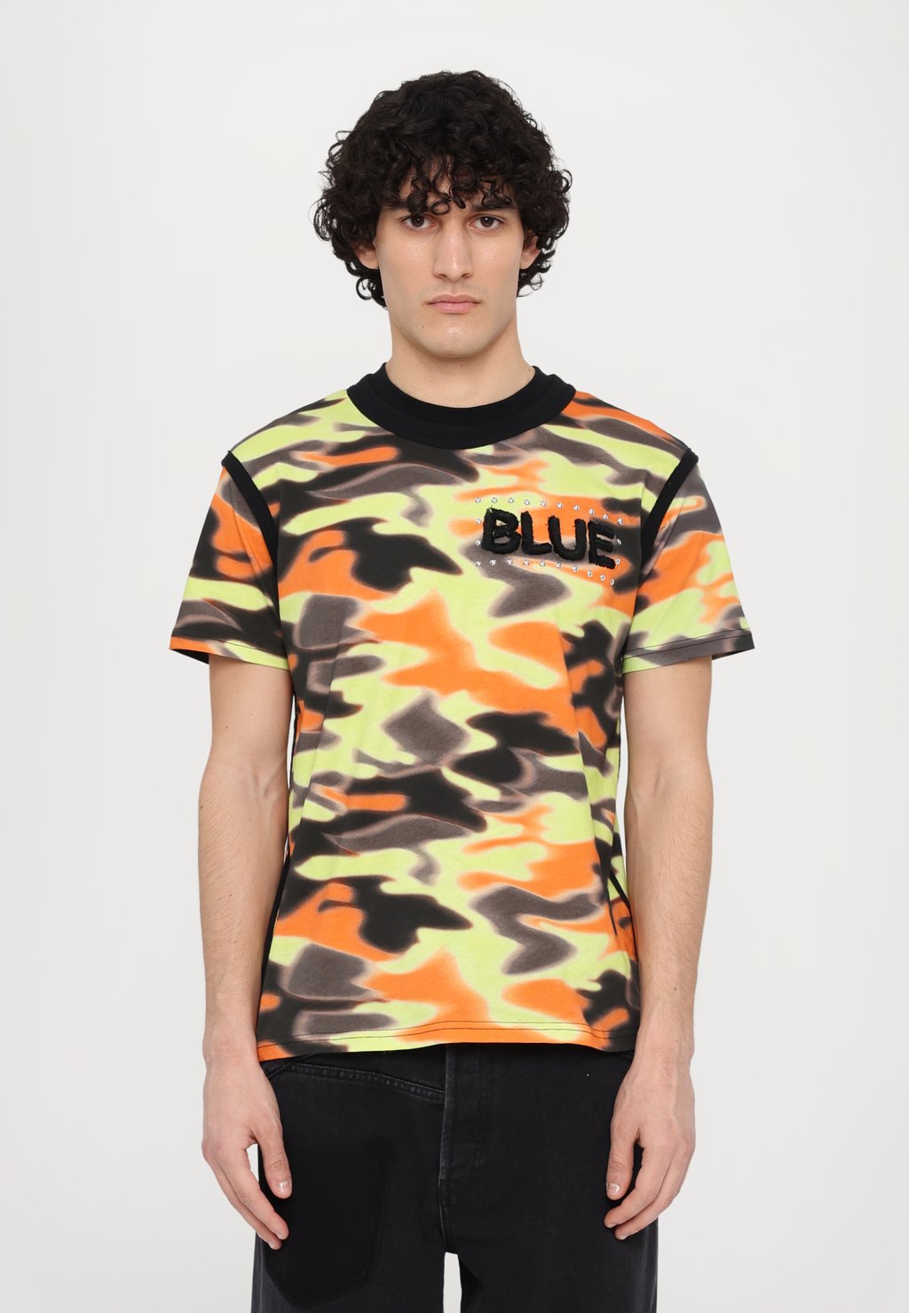 

Футболка с принтом BLURRED CAMO BLUEMARBLE, мультиколор