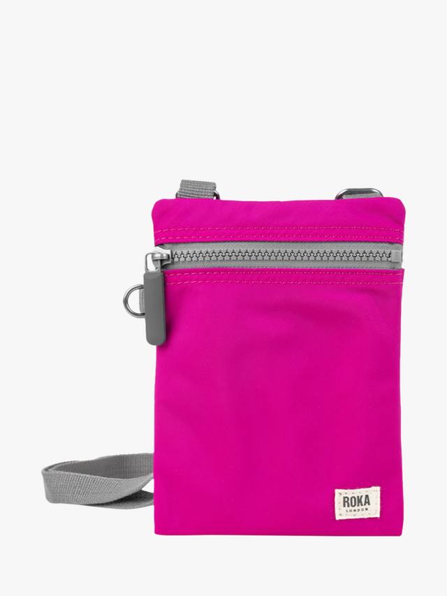 

Сумка-кроссбоди Chelsea из переработанного нейлона с карманом ROKA London, Candy