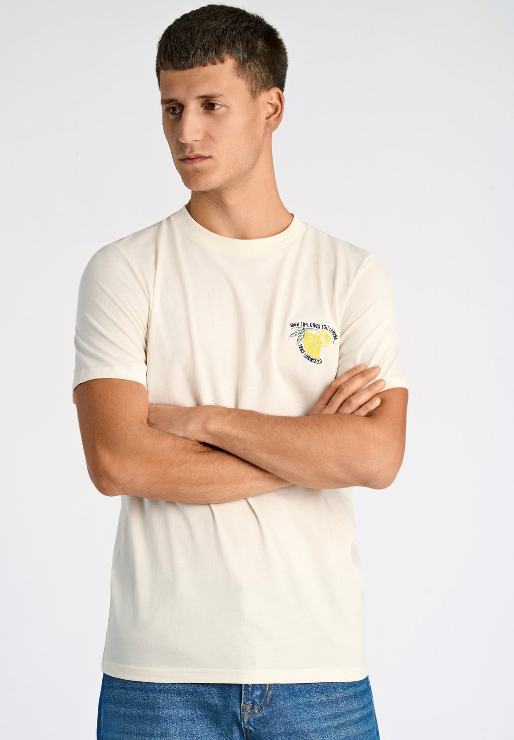 

Футболка с принтом EMBROIDERY TEE Lindbergh, кремовый