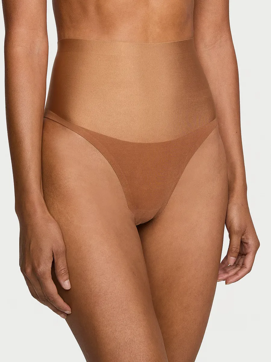 

Разглаживающие трусики-стринги с мерцающим эффектом Body By Victoria, цвет Caramel