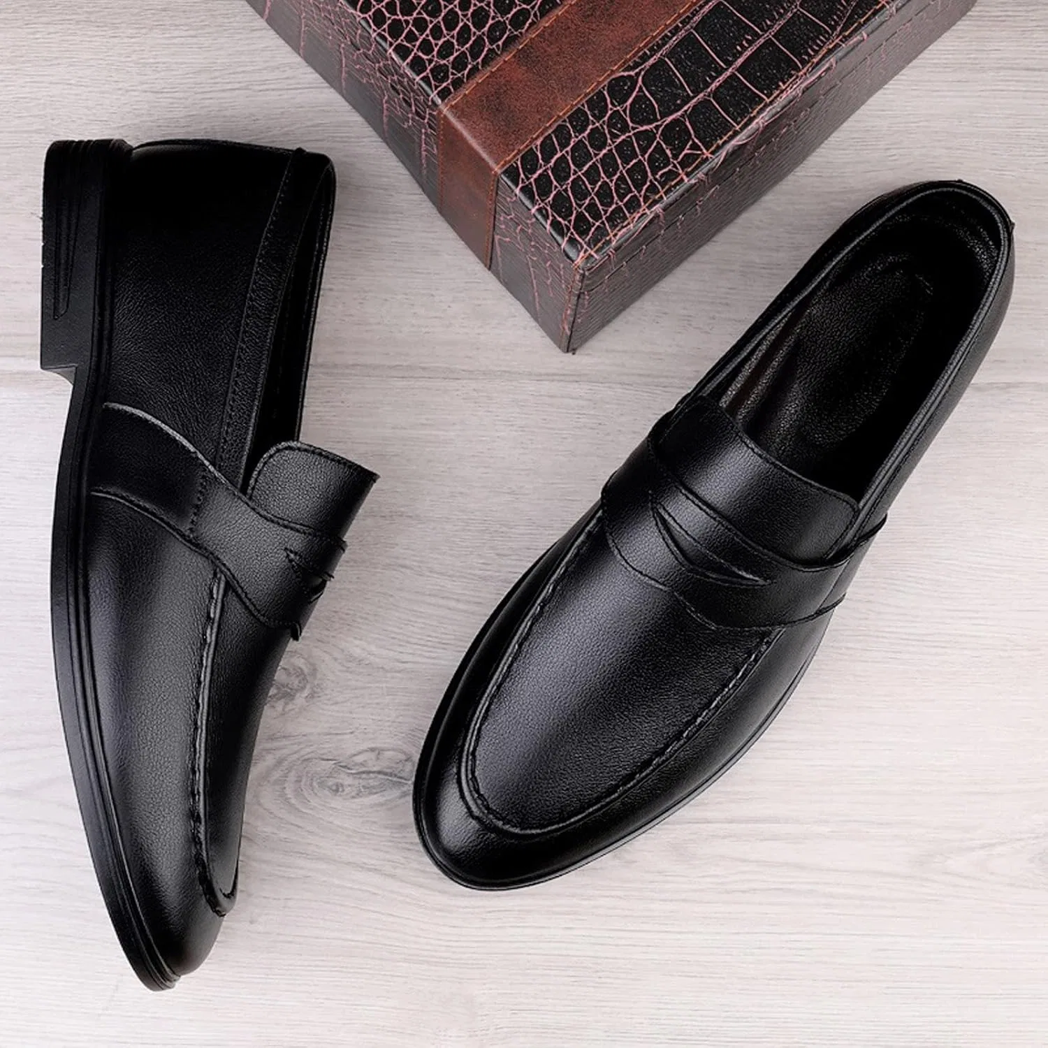 Generic Мужская обувь, повседневная мужская обувь из натуральной кожи, удобные плоские лоферы для прогулок, весенне-летние, черные и коричневые, в стиле ретро, ​​слипоны для мужчин — фото 2