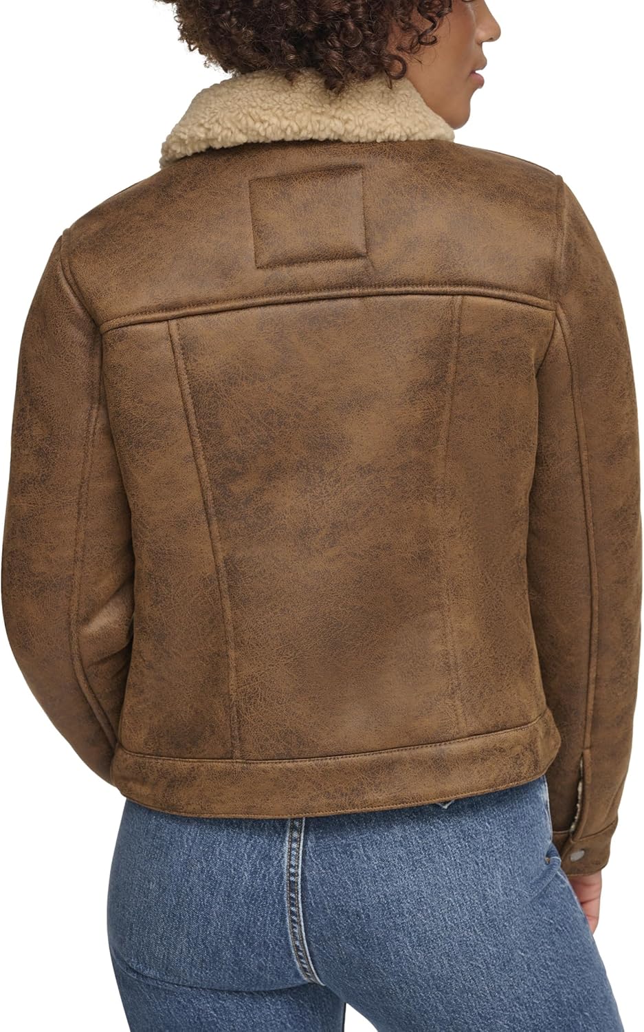 Женская классическая куртка Levi's Trucker с подкладкой из шерпы (стандартные и большие размеры), New Brown Faux Shearling — фото 3