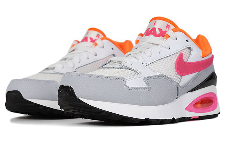 Кроссовки Nike Air Max для женщин — фото 3