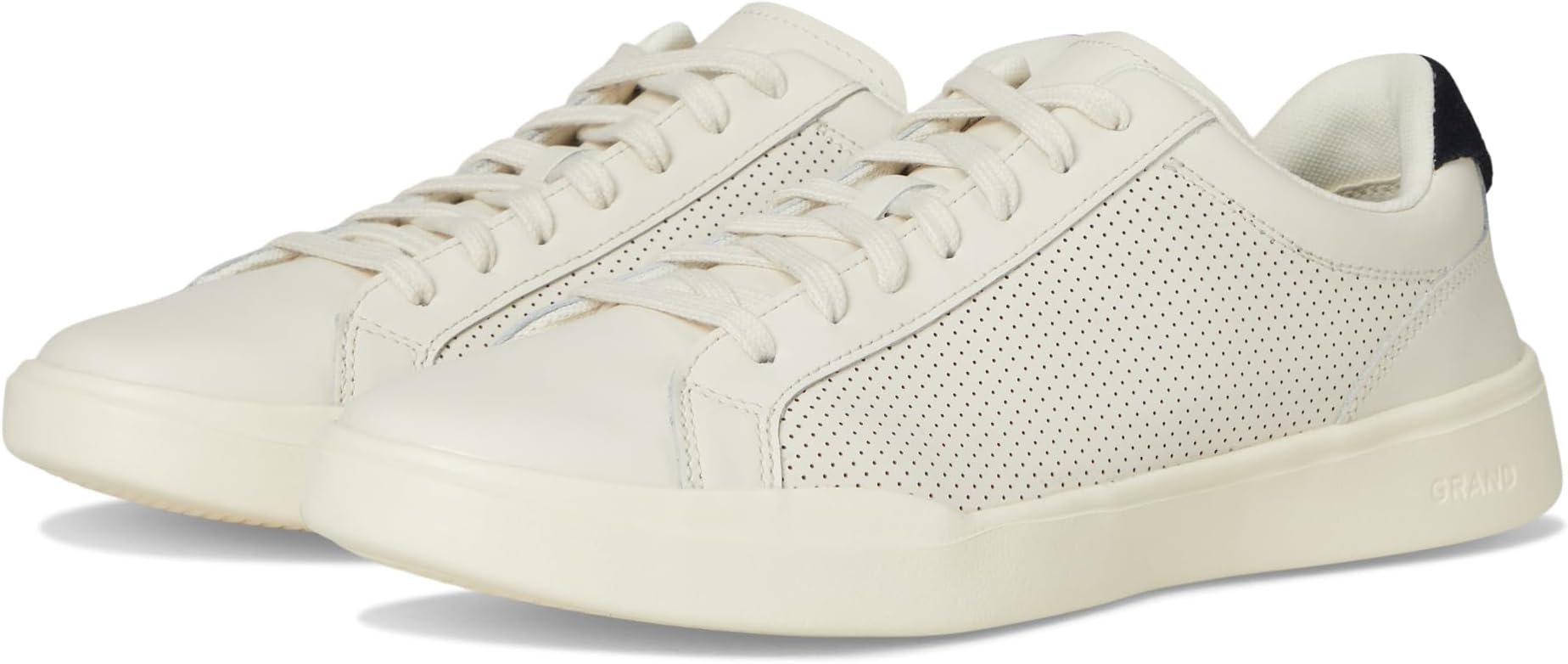

Кроссовки Cole Haan Grand Crosscourt Modern Perforated Lace To Toe Sneakers, цвет Ivory/Black