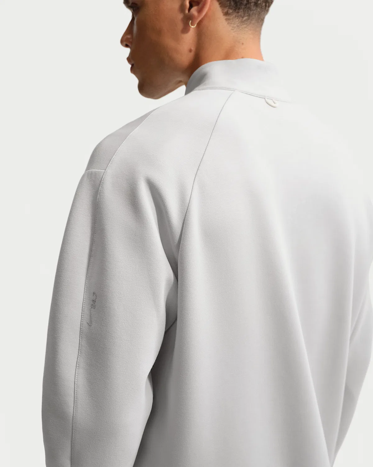 Мужская футболка с половинной молнией Nike 24.7 ImpossiblySoft Dri-FIT, Grey Fog/Light Smoke Grey — фото 2