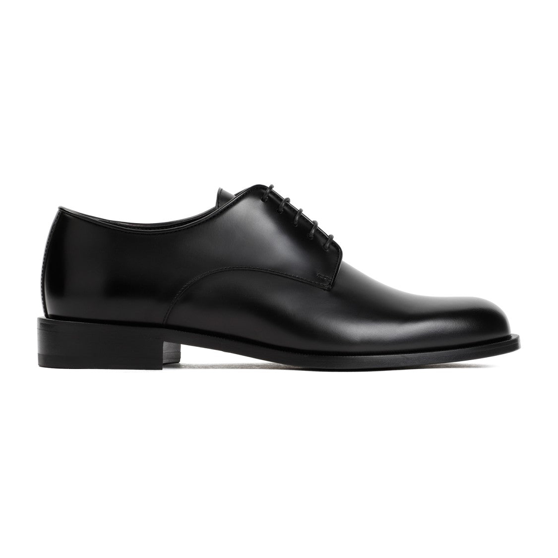 

Черные кружевные туфли Giorgio Armani