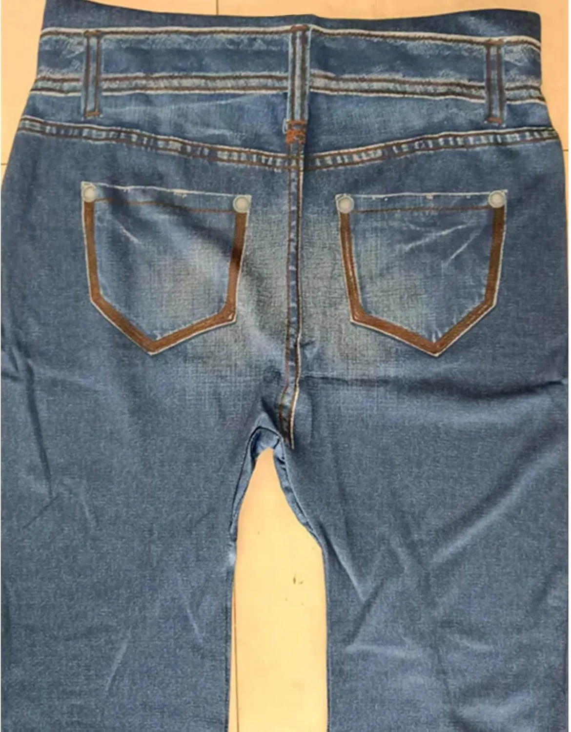Женские капри-леггинсы Fake Denim с высокой талией и эффектом подтяжки — фото 3