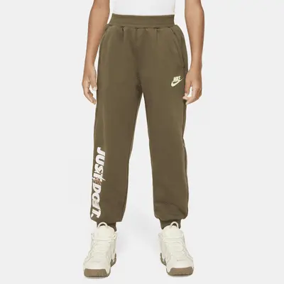 

Брюки Nike Sportswear Snow Day Fleece Pants, цвет Medium Olive