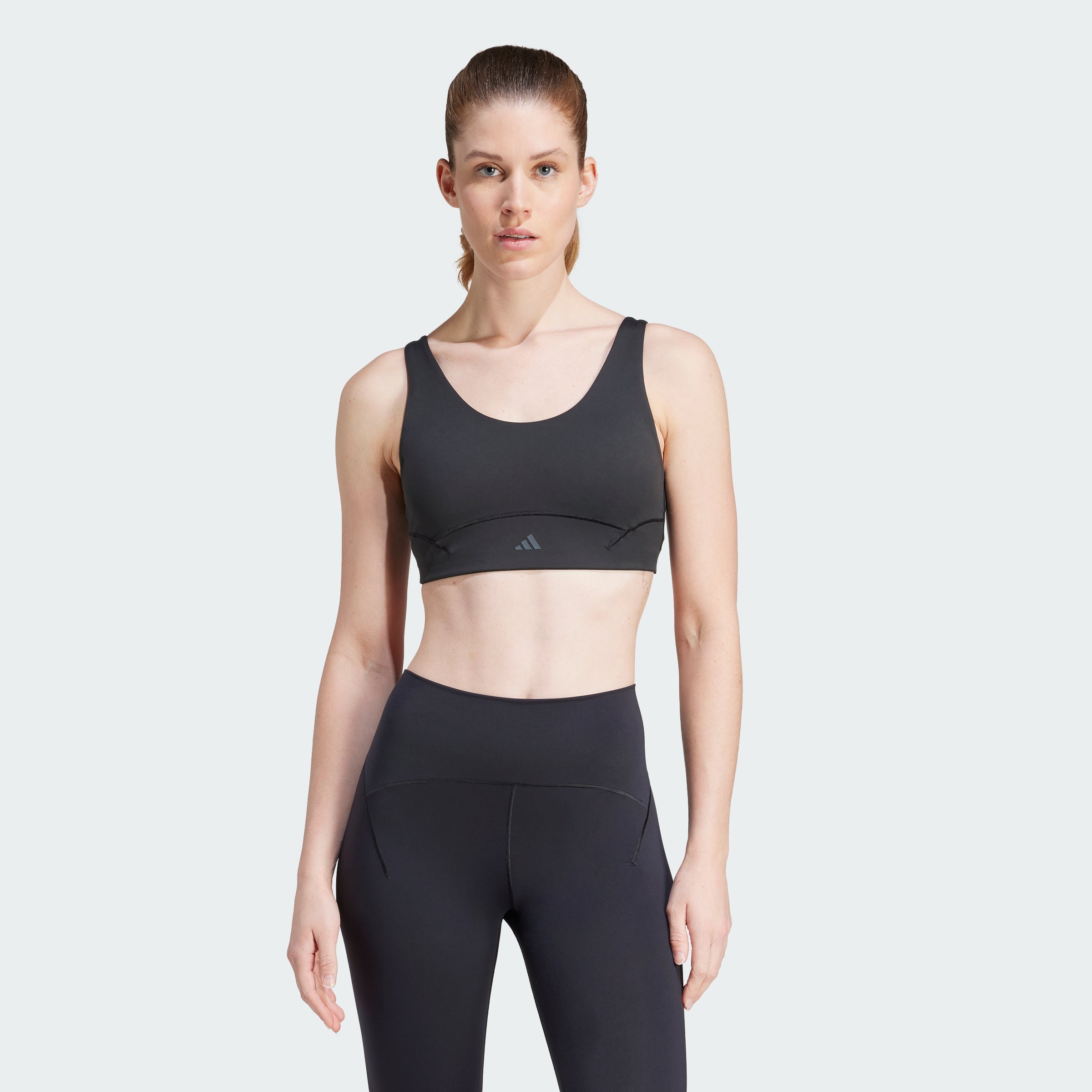 

Женский бюстгальтер Adidas All Me Luxe со средней поддержкой, цвет core black