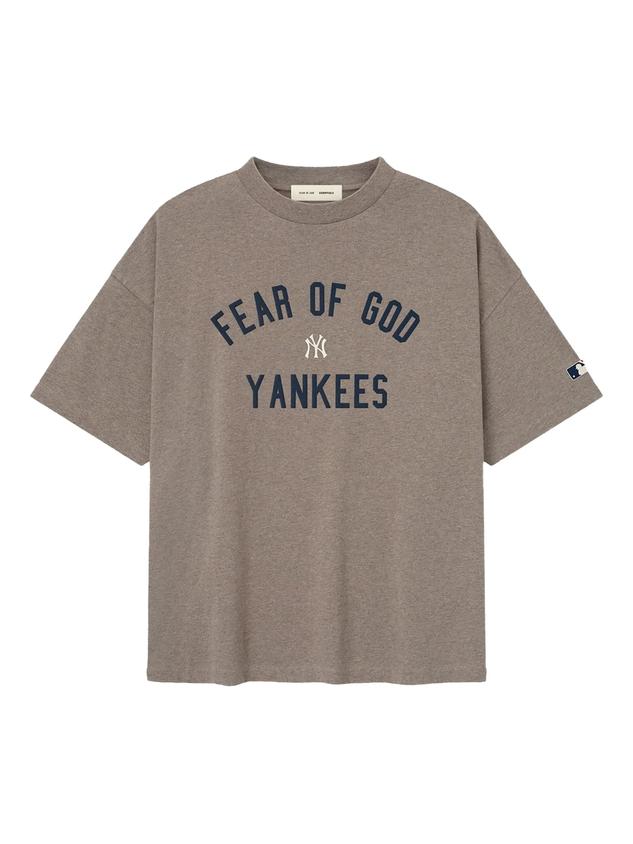 

Футболка 90s из коллаборации с MLB Fear Of God Essentials, коричневый