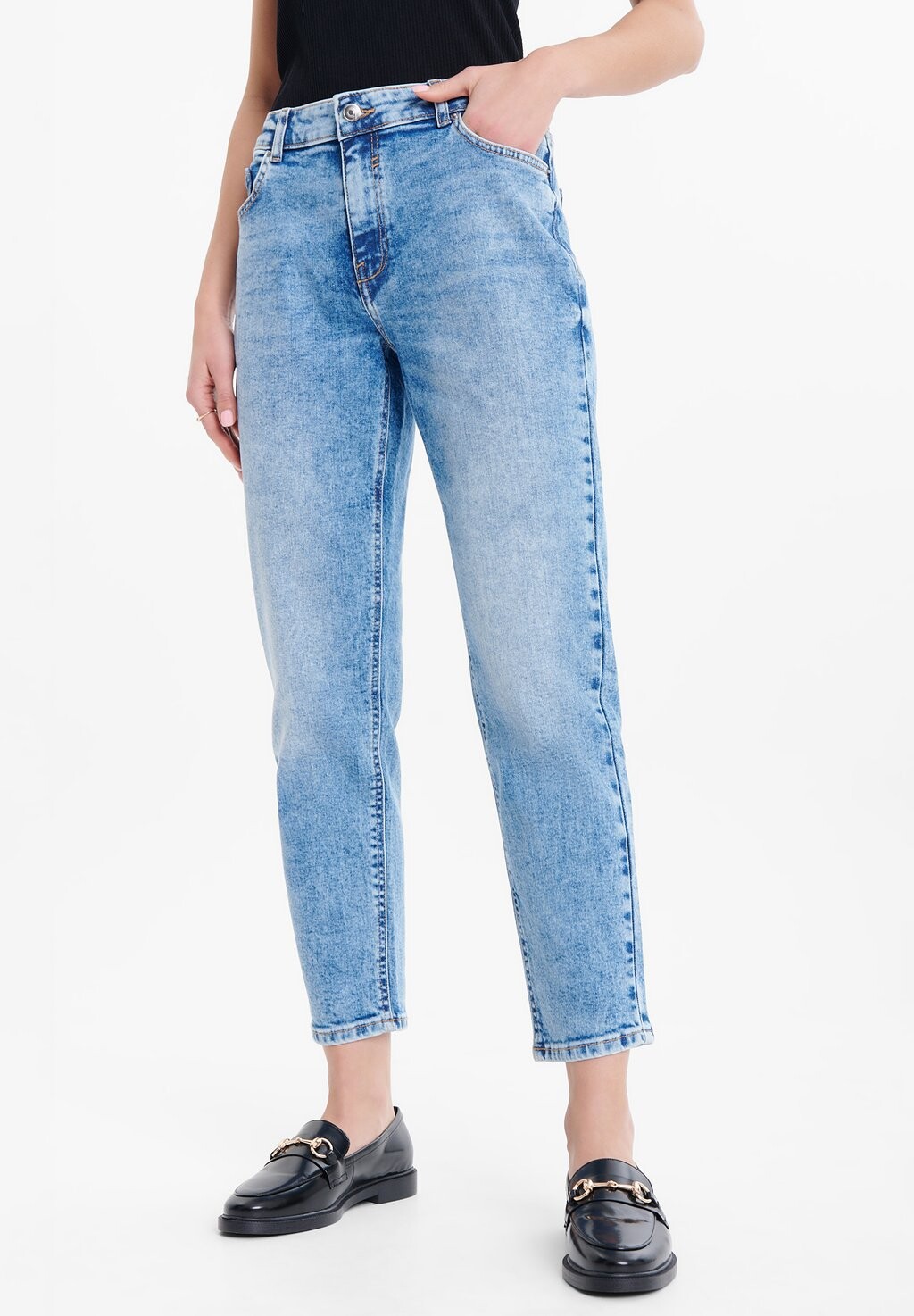 

Джинсы узкого кроя Greenpoint, цвет bleached denim