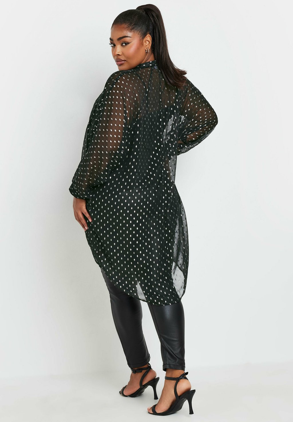 

Блузка на пуговицах Yours Clothing, антрацит