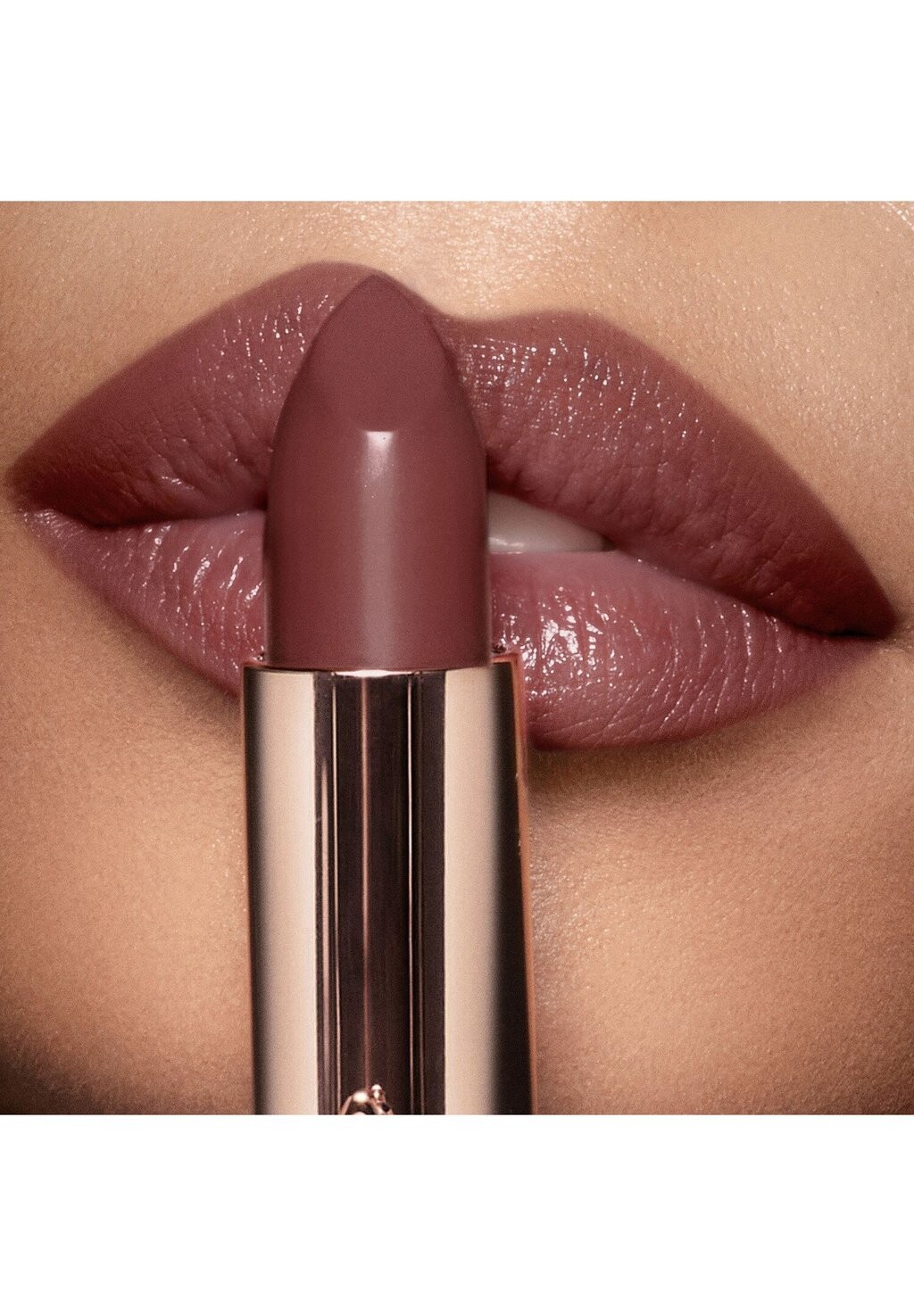 

Губная помада K.I.S.S.I.N.G Charlotte Tilbury, цвет stoned rose