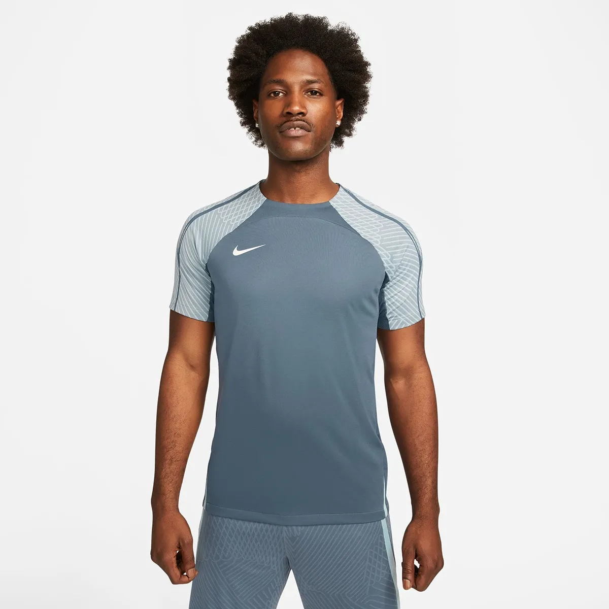 

Мужская футболка Dri-FIT Strike Nike, синий