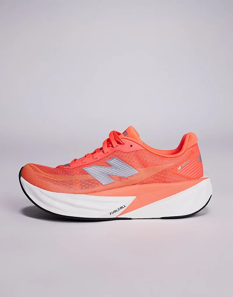 Женские кроссовки для бега New Balance Fuelcell Rebel v5 ярко-красного цвета — фото 2