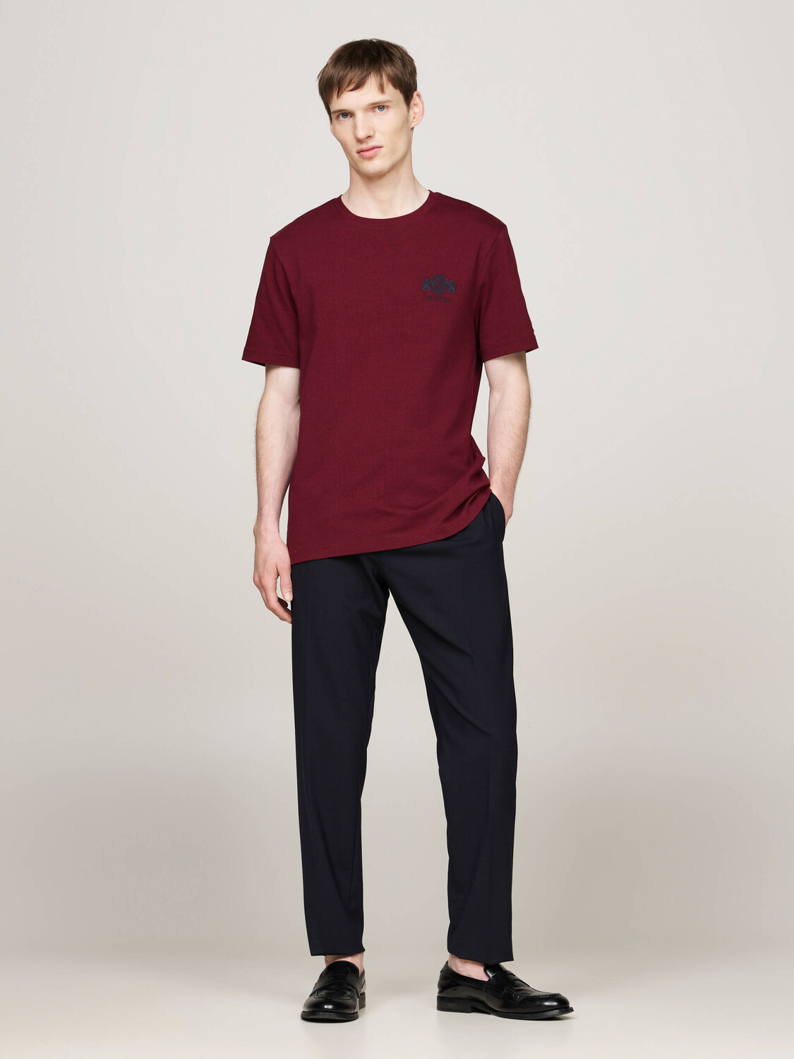 Футболка Tommy Hilfiger EMBRO Regular Fit, бордо — фото 2