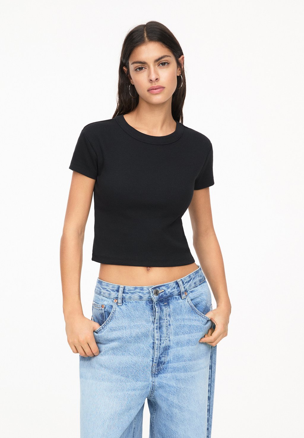 

Базовая футболка Print T-shirt PULL&BEAR, черный
