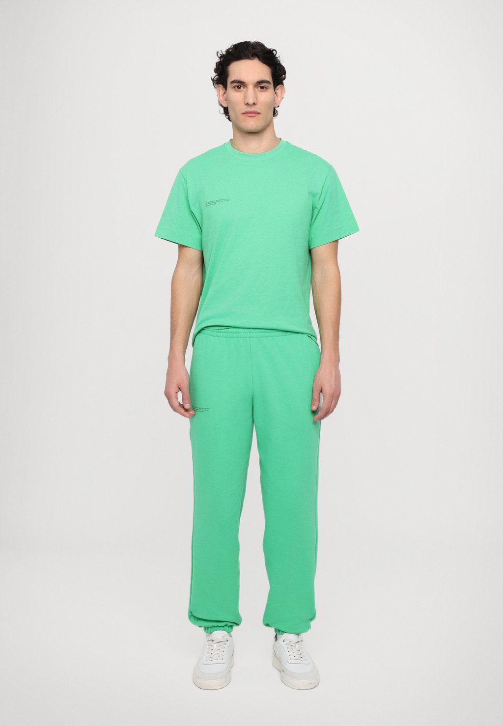 

Базовая футболка MIDWEIGHT UNISEX PANGAIA, зеленый