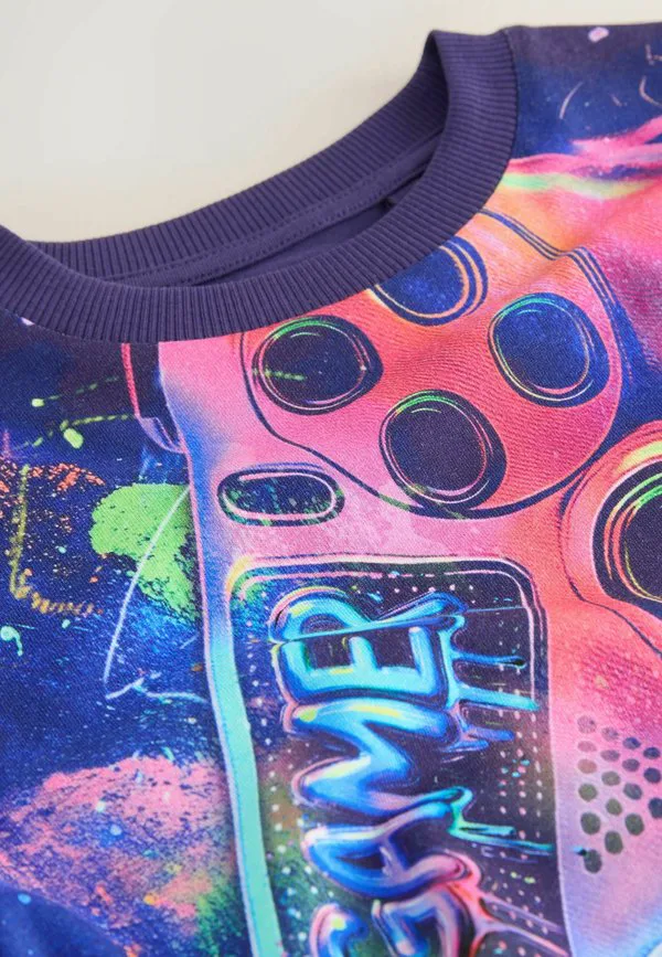 Футболка с коротким рукавом и стандартным принтом по всей поверхности Next, Purple Controller — фото 2