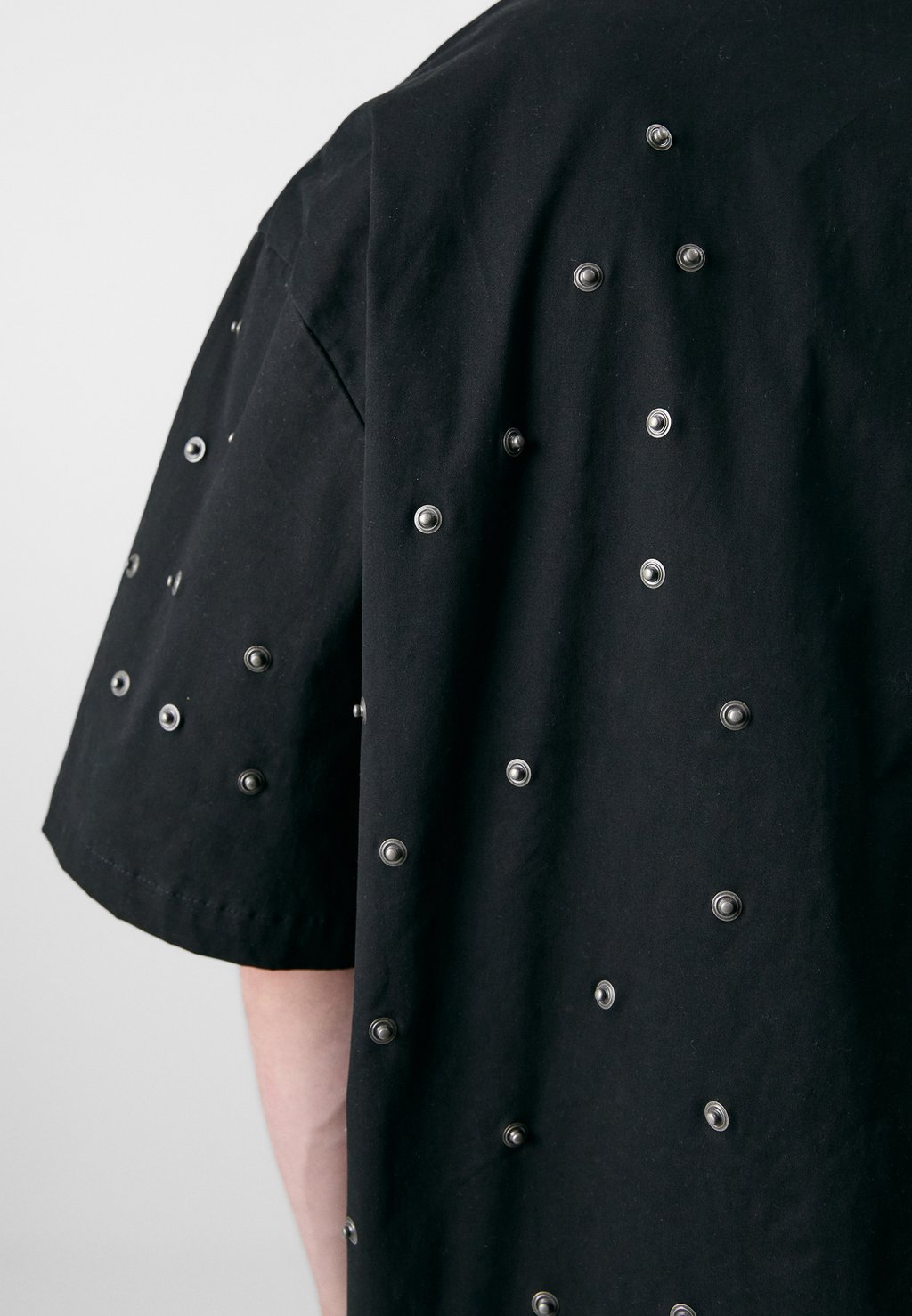 

Блузка на пуговицах UNISEX Atelier de roupa, черный