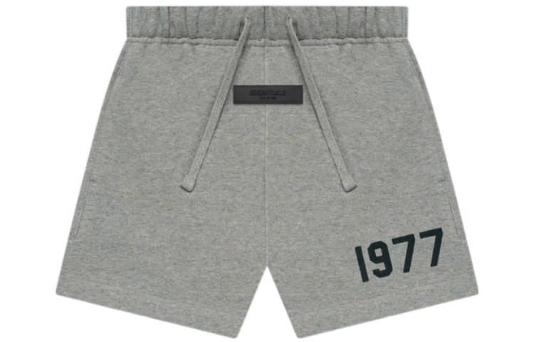 Fear Of God Essentials Шорты 1977 Series SHORT Dark Oatmeal для детей Dark Oat — фото 3