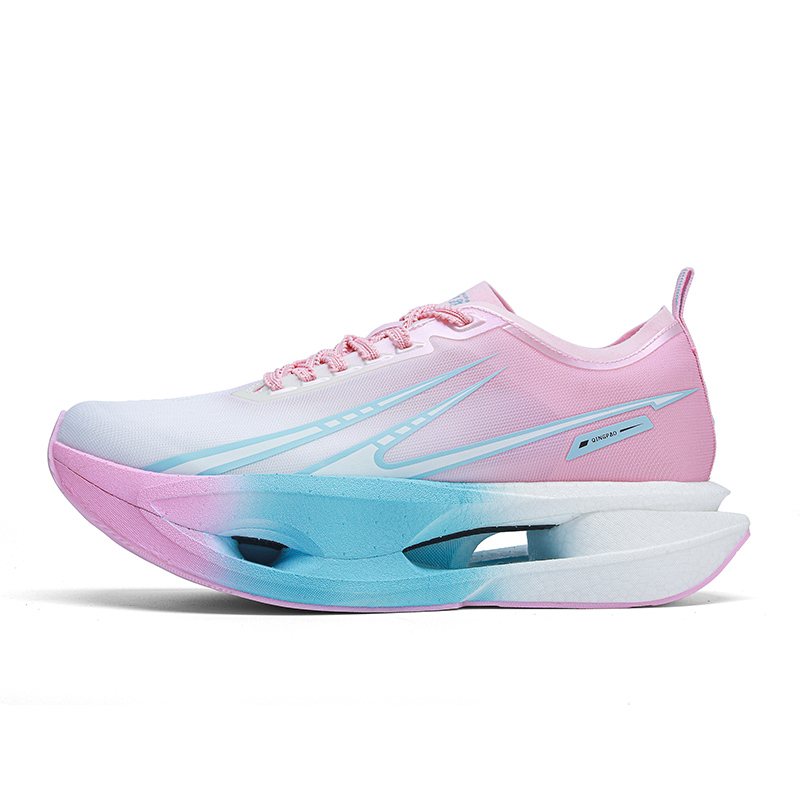 

Кроссовки мужские низкие Aqua Qing Pao, White Fantasy Pink Mismatched
