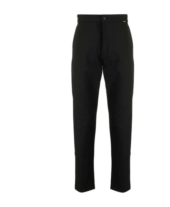 

Удобные трикотажные брюки зауженного кроя Calvin Klein, черный