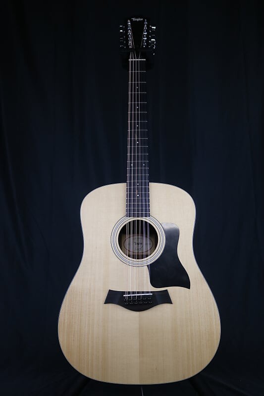 

Акустическая гитара Taylor 150e Walnut with ES2 Electronics - Natural