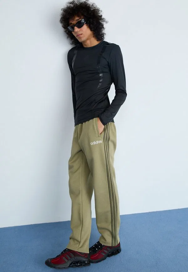 Спортивные штаны Adidas Originals, Orbit Green — фото 4