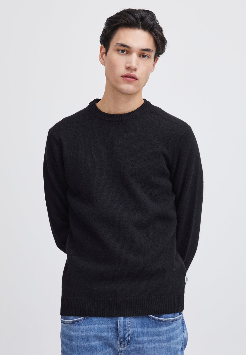 

Джемпер CFKARL CREW NECK BOUNTY Casual Friday, черный